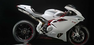 MV Agusta F3 675 2013 vs MV Agusta F4 2019