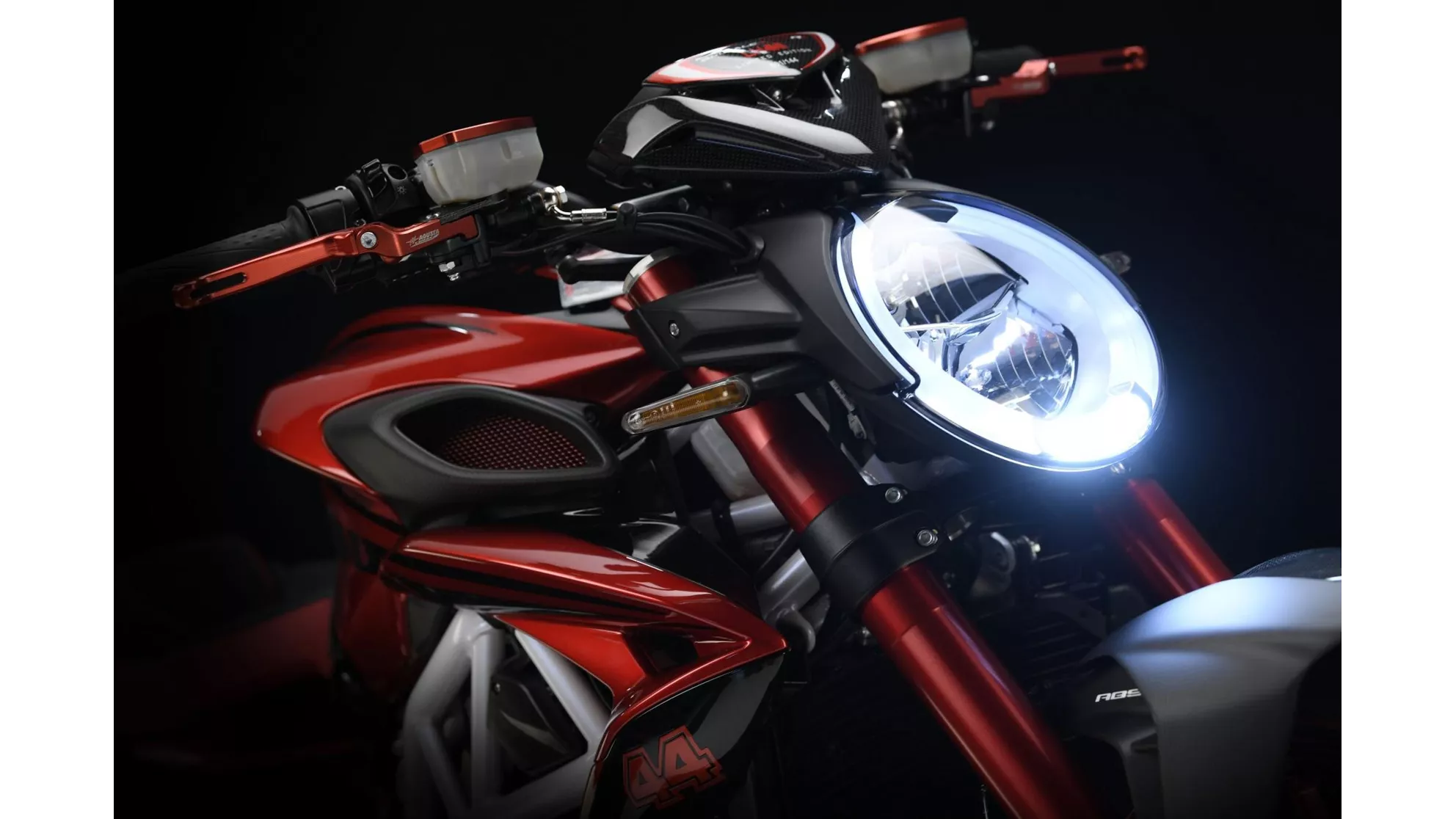 MV Agusta Brutale 800 RR LH44 Dragster - Image 2 MV Agusta Brutale 800 RR LH44 Dragster - Image 2