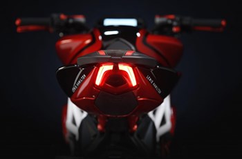 MV Agusta Brutale 800 RR LH44 Dragster 2019 - Bild 7 MV Agusta Brutale 800 RR LH44 Dragster 2019 - Bild 7