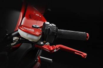 MV Agusta Brutale 800 RR LH44 Dragster 2019 - Bild 11 MV Agusta Brutale 800 RR LH44 Dragster 2019 - Bild 11