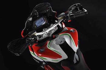 MV Agusta Turismo Veloce 800 RC 2019 - Bild 10