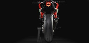 MV Agusta Dragster 800 RC 2022 vs MV Agusta Brutale 800 RC 2019