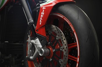 MV Agusta Brutale 800 RC 2019 - Bild 19