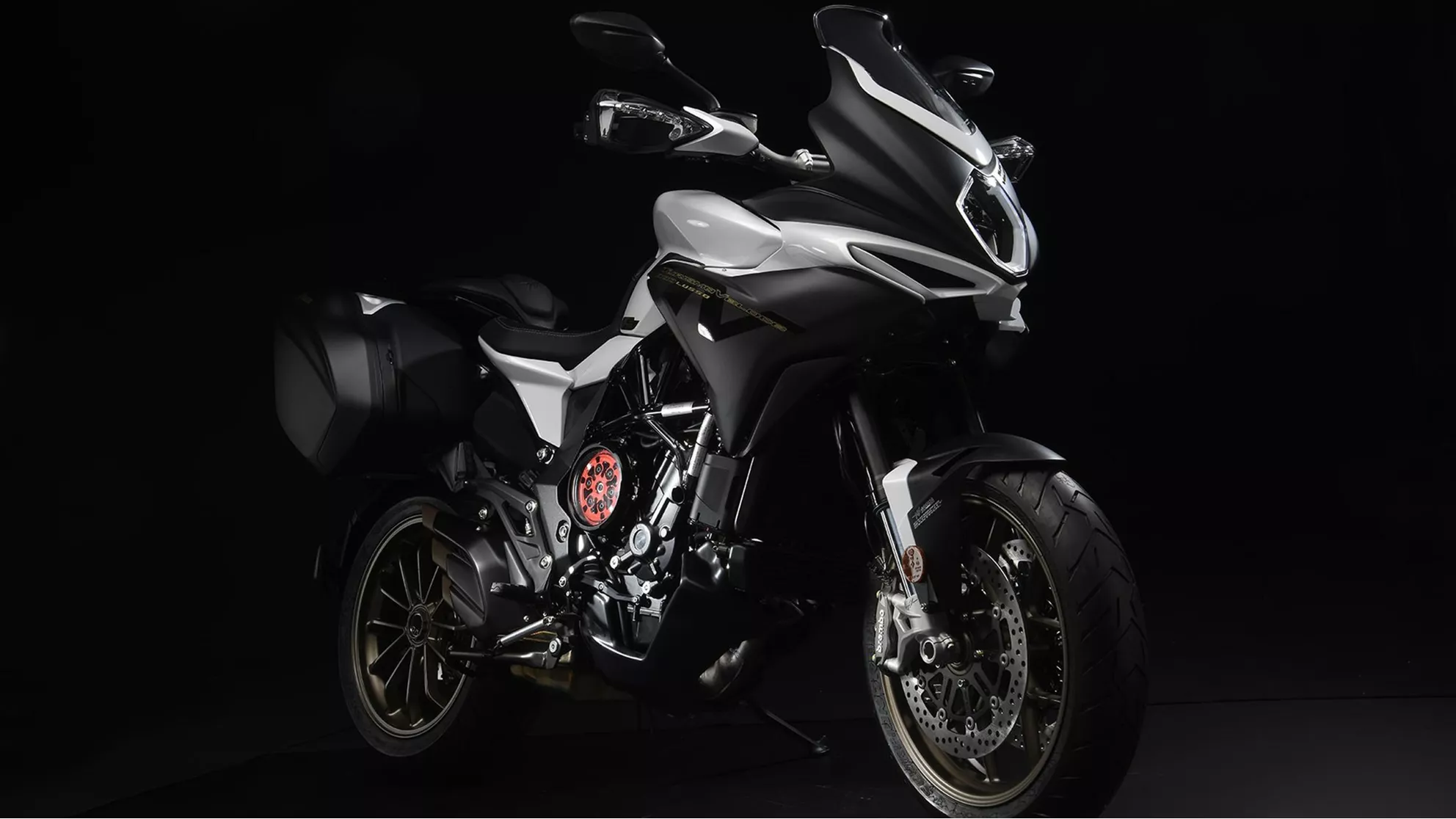 MV Agusta Turismo Veloce 800 Lusso SCS - Image 2 MV Agusta Turismo Veloce 800 Lusso SCS - Image 2