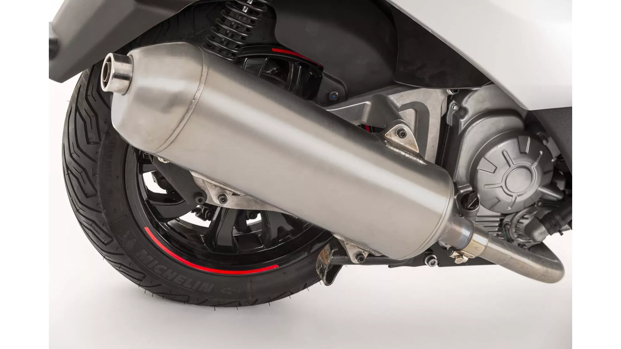 Peugeot Metropolis 400i RS - Image 13 Peugeot Metropolis 400i RS - Image 13