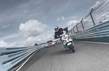 Peugeot Speedfight 4 R-Cup 2019 - Bild 8 Peugeot Speedfight 4 R-Cup 2019 - Bild 8