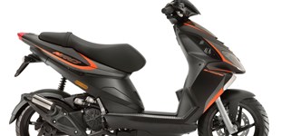 Piaggio NRG Power 50 DD 2T 2019 vs Peugeot Speedfight 3 50 2T AC 2014