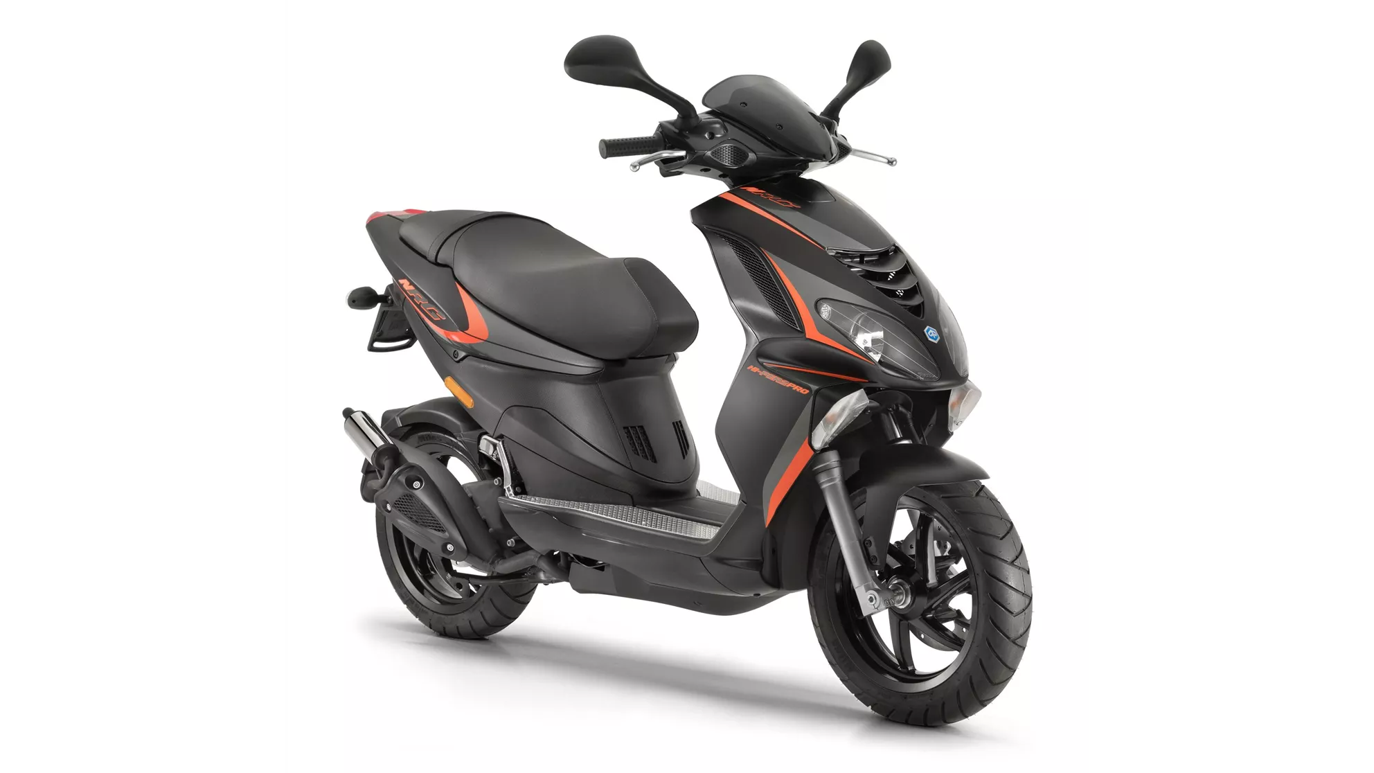 Piaggio NRG Power 50 DD 2T - Image 2 Piaggio NRG Power 50 DD 2T - Image 2