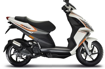Piaggio NRG Power 50 DD 2T 2019 - Bild 3 Piaggio NRG Power 50 DD 2T 2019 - Bild 3
