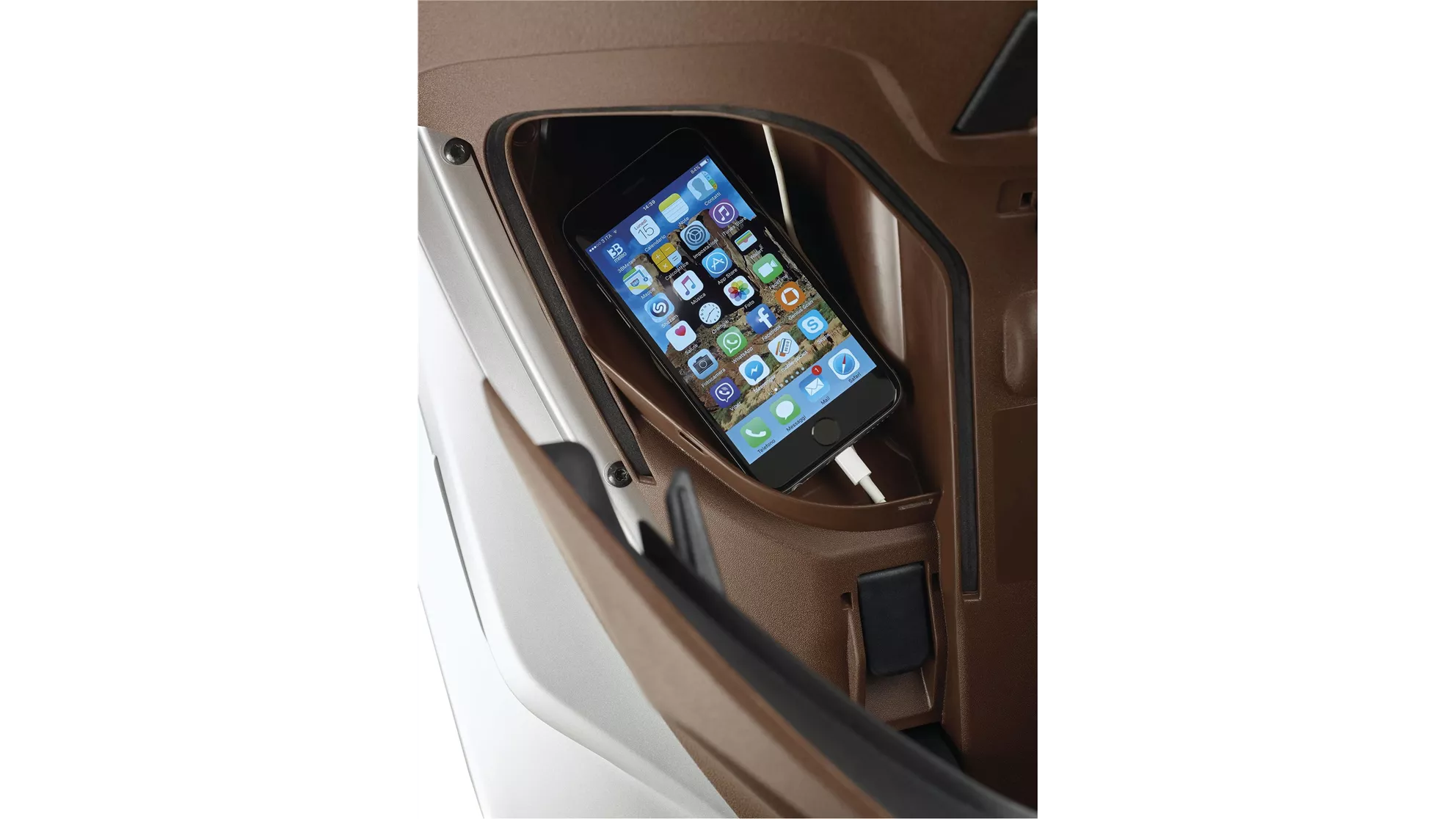 Piaggio Medley 125 ie IGET - Image 7 Piaggio Medley 125 ie IGET - Image 7