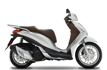 Piaggio Medley 125 ie IGET 2019 - Bild 3 Piaggio Medley 125 ie IGET 2019 - Bild 3