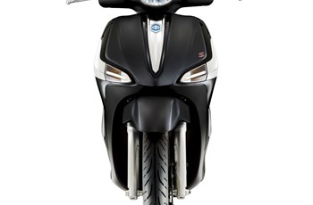 Piaggio Liberty 125 IGET 4t 3V Sport 2019 - Bild 5 Piaggio Liberty 125 IGET 4t 3V Sport 2019 - Bild 5