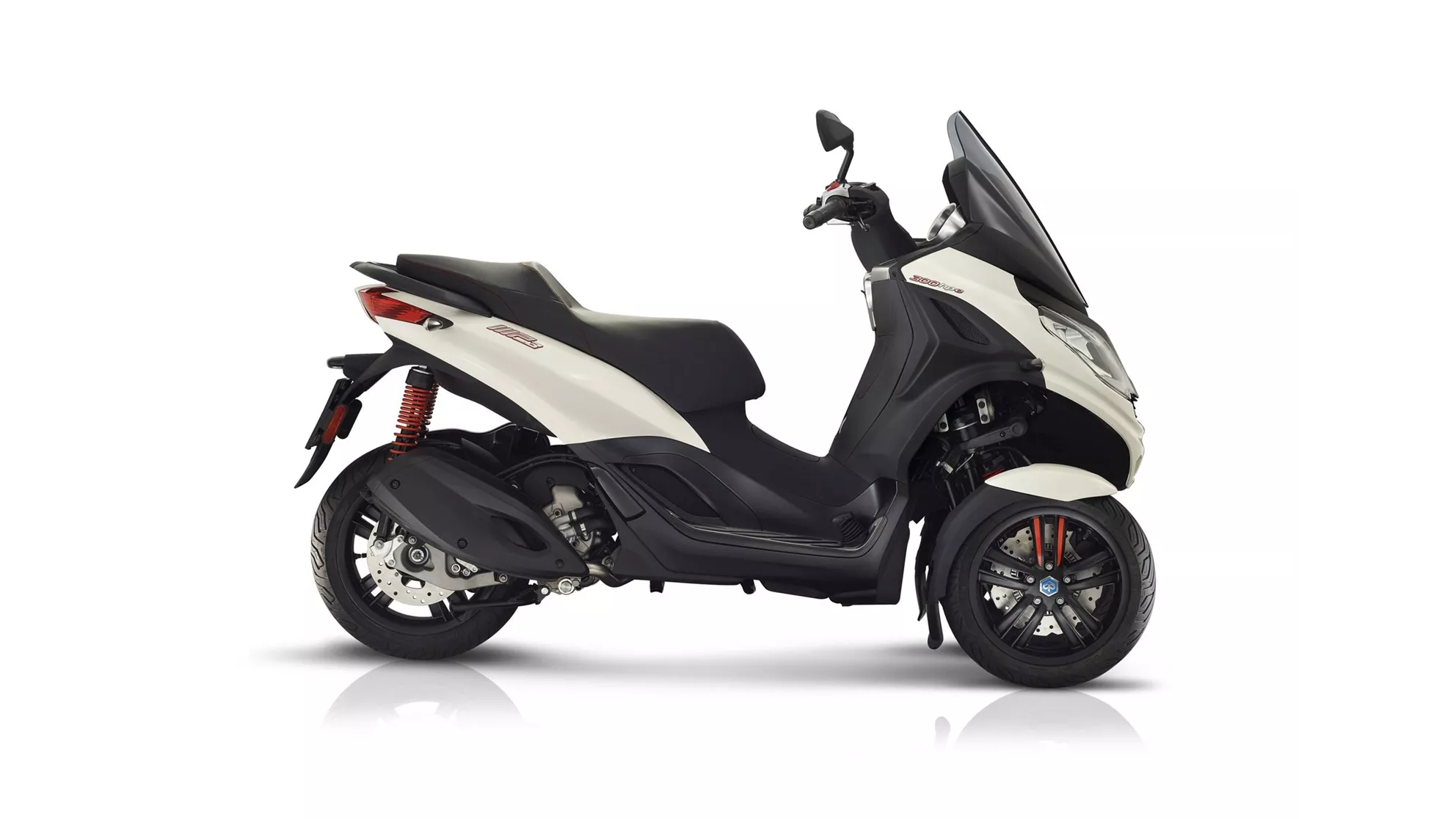 Piaggio MP3 300 HPE Sport - Image 3 Piaggio MP3 300 HPE Sport - Image 3