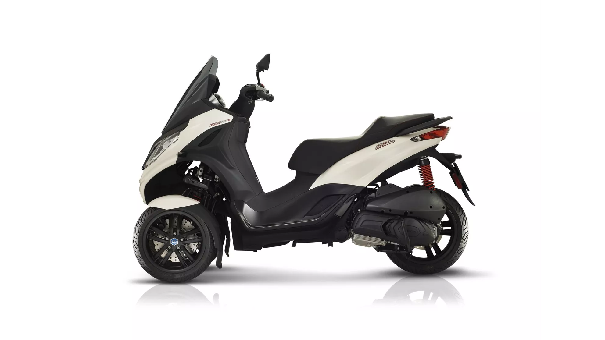 Piaggio MP3 300 HPE Sport - Image 4 Piaggio MP3 300 HPE Sport - Image 4