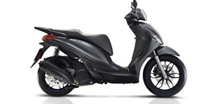 Piaggio Medley 125 IGET Special Edition 2019 vs Vespa GTS 125 Super Tech 2022
