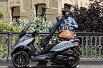 Piaggio MP3 350 ABS-ASR Sport 2019 - Bild 11