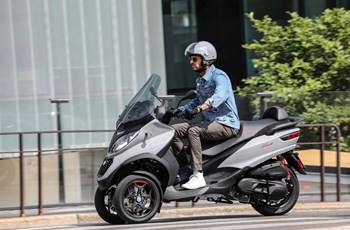 Piaggio MP3 350 ABS-ASR Sport 2019 - Bild 13