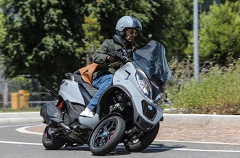 Piaggio MP3 350 ABS-ASR Sport 2019 - Bild 24