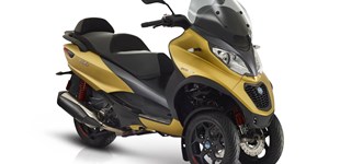 Piaggio MP3 500 hpe Sport Advanced 2019 vs Honda Forza 125 2022