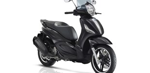 Piaggio Beverly 350ie Police ABS/ASR 2019 vs Honda Forza 350 2021