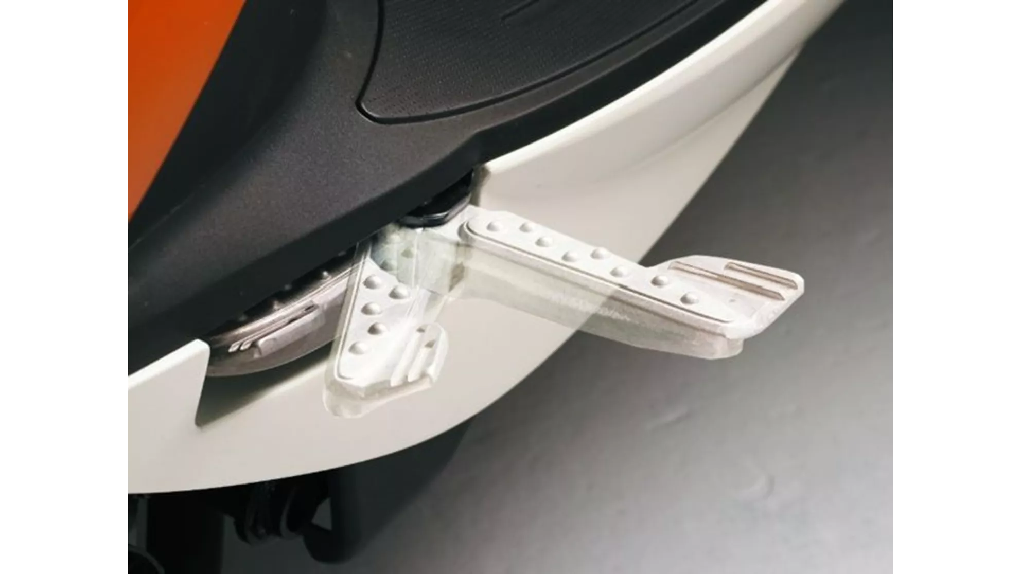 Sym Mio 50 - Image 5 Sym Mio 50 - Image 5