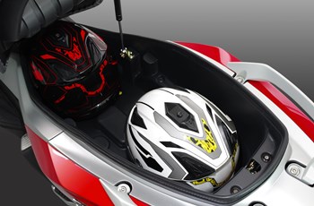 Sym Cruisym 300 2019 - Bild 13 Sym Cruisym 300 2019 - Bild 13