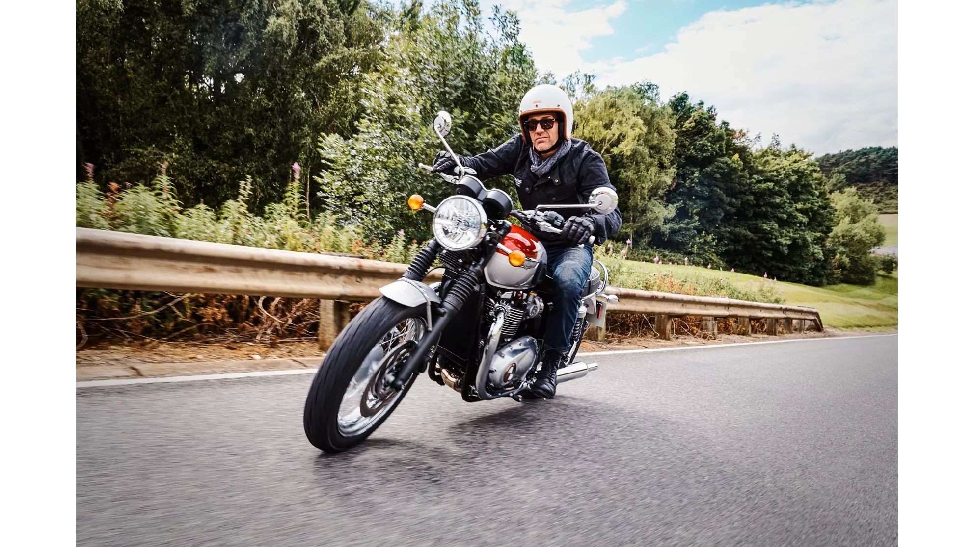 Triumph Bonneville T120 - Image 4 Triumph Bonneville T120 - Image 4