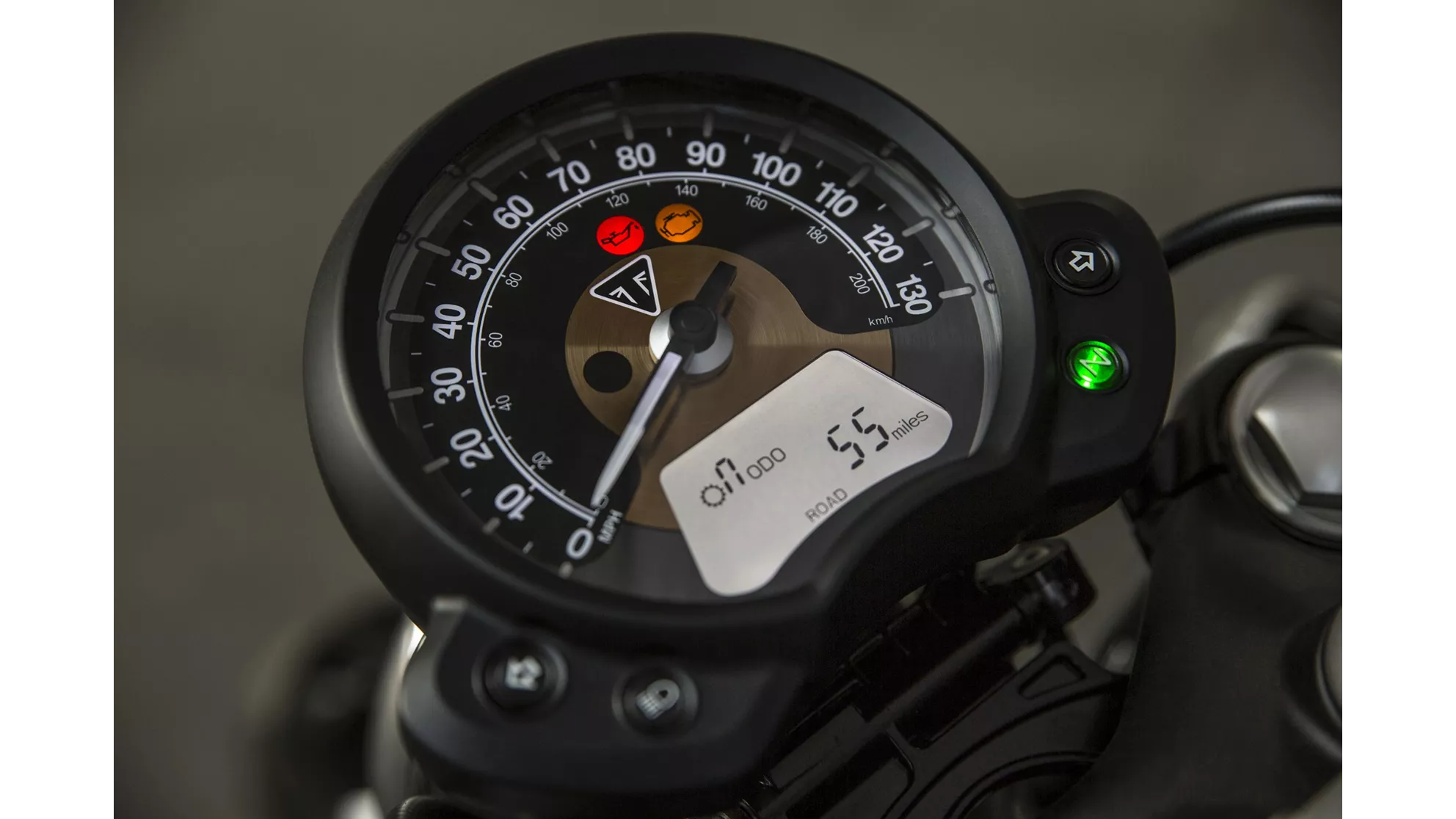 Triumph Bonneville Bobber - Image 21 Triumph Bonneville Bobber - Image 21