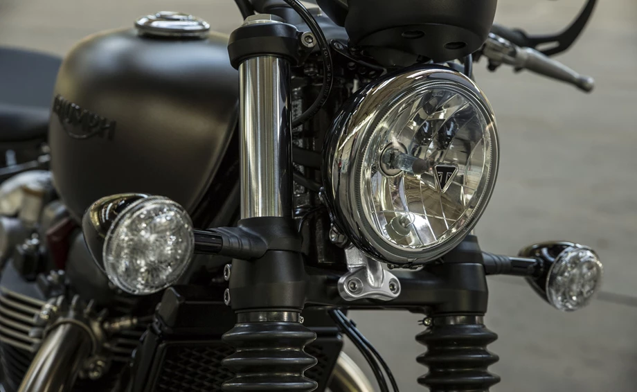 Triumph Bonneville Bobber Bild 6: Triumph Bonneville Bobber