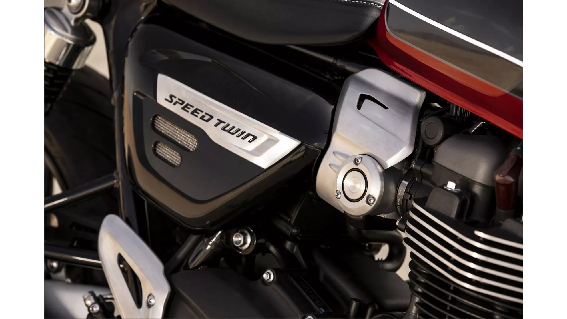 Triumph Speed Twin 1200 - Image 14 Triumph Speed Twin 1200 - Image 14