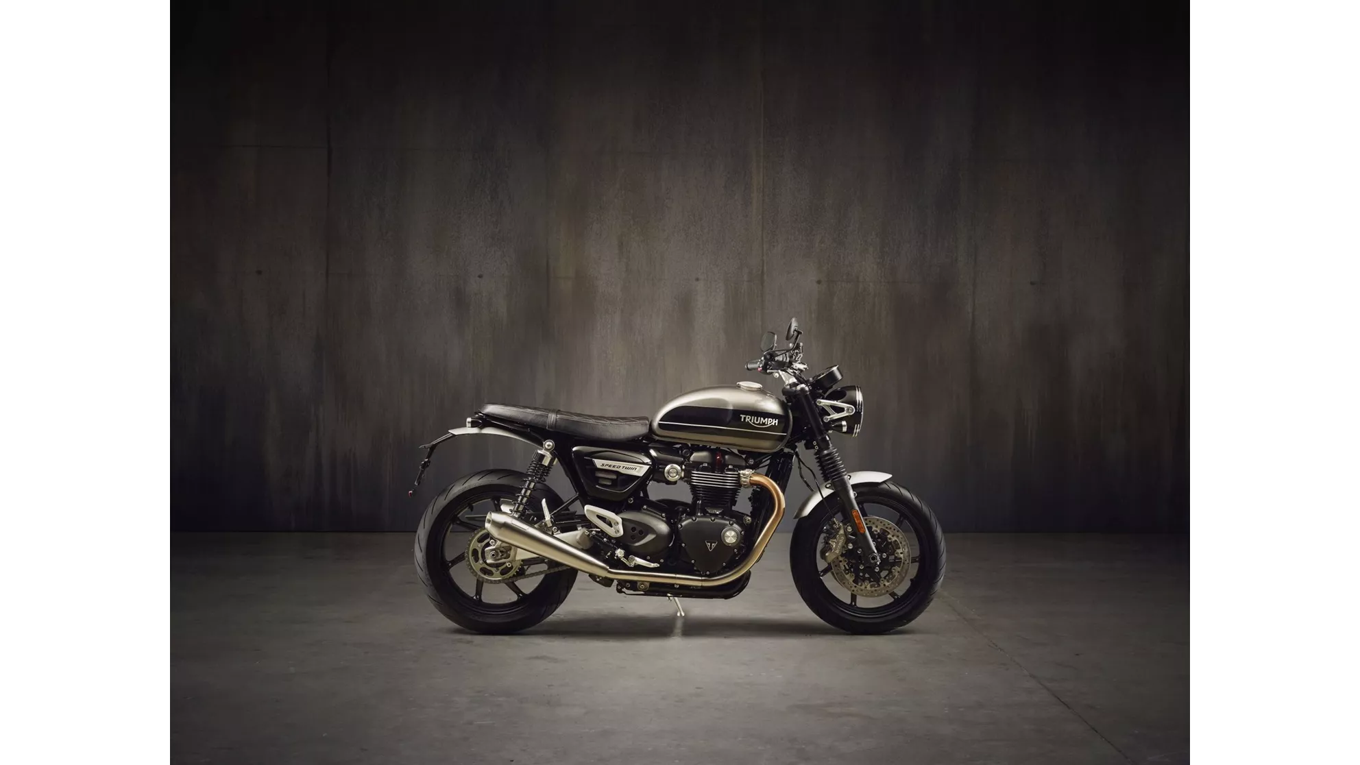 Triumph Speed Twin 1200 - Image 18 Triumph Speed Twin 1200 - Image 18