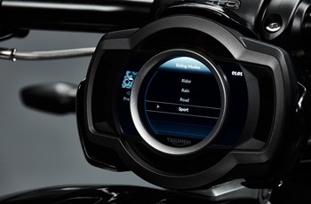 Triumph Rocket 3 TFC 2019 - Bild 19