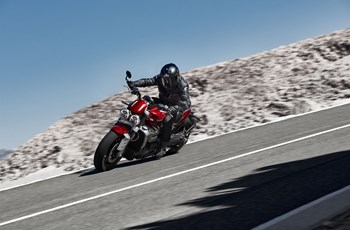 Triumph Rocket 3 R 2019 - Bild 14 Triumph Rocket 3 R 2019 - Bild 14