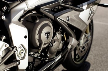 Triumph Daytona 765 Moto2 2019 - Bild 11 Triumph Daytona 765 Moto2 2019 - Bild 11