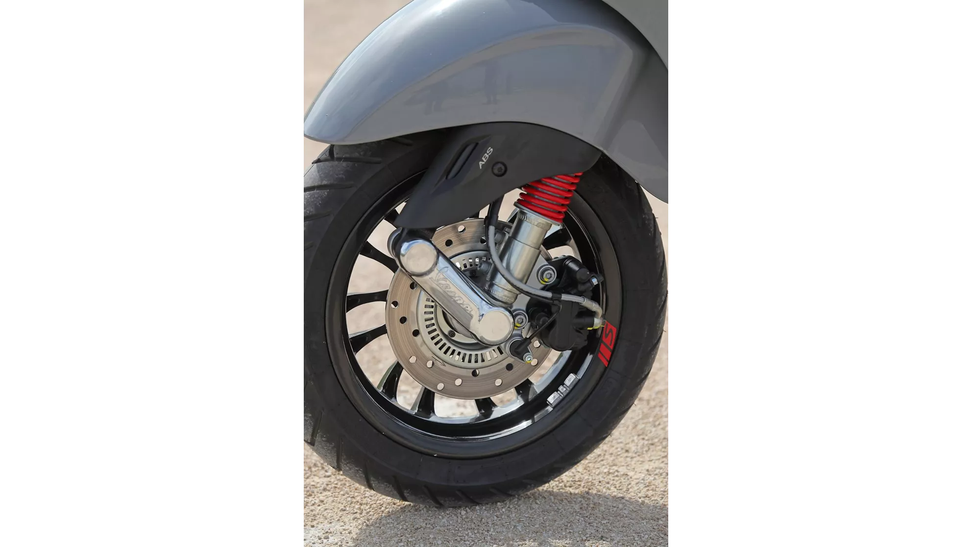 Vespa Sprint 125ie 3v S - Image 11 Vespa Sprint 125ie 3v S - Image 11