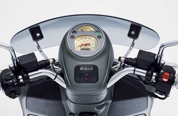Vespa GTV 300 Special Edition Sei Giorni Euro4 2019 - Bild 4