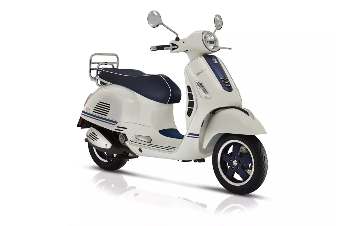 Vespa GTS 300 Yacht Club Vespa GTS 300 Yacht Club