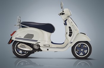 Vespa GTS 300 Yacht Club 2019 - Bild 7 Vespa GTS 300 Yacht Club 2019 - Bild 7