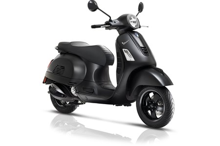 Vespa GTS 300 Super Notte 2019