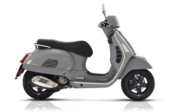Vespa GTS 300 hpe Super Tech 2019 - Bild 4 Vespa GTS 300 hpe Super Tech 2019 - Bild 4