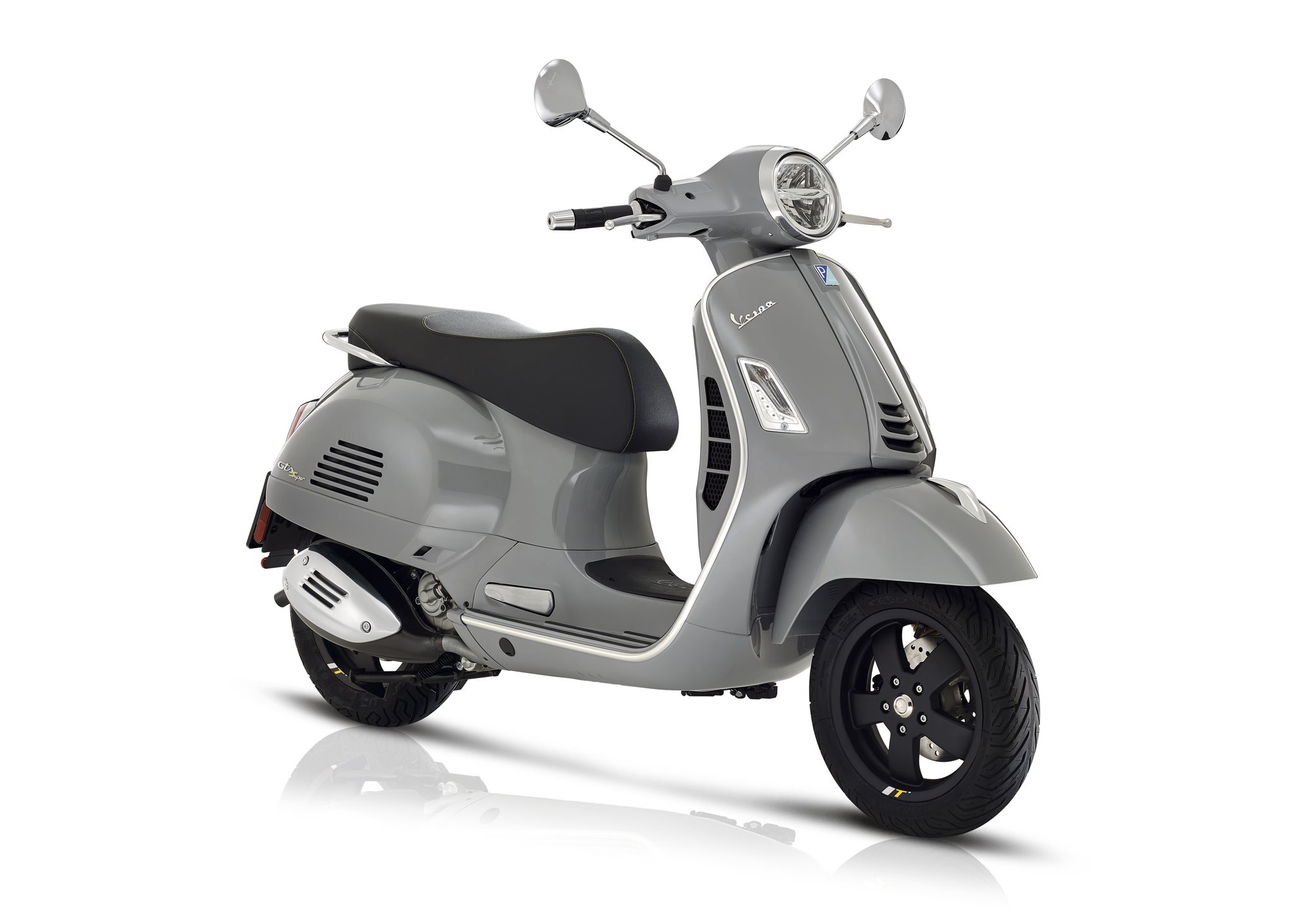 Motorrad Vergleich Vespa GTS 300 Super Tech 2023 Vs. Vespa GTS 300 Hpe ...