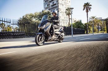 Yamaha XMAX 400 2019 - Bild 27 Yamaha XMAX 400 2019 - Bild 27