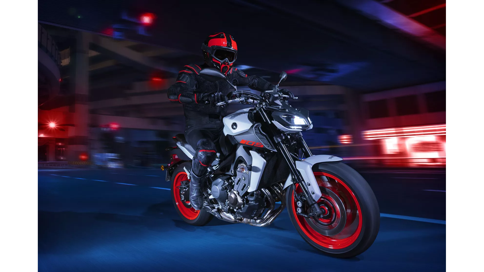 Yamaha MT-09 - Image 5 Yamaha MT-09 - Image 5