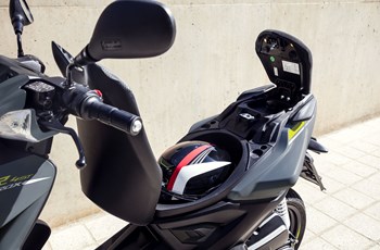 Yamaha Aerox 4 2019 - Bild 6 Yamaha Aerox 4 2019 - Bild 6