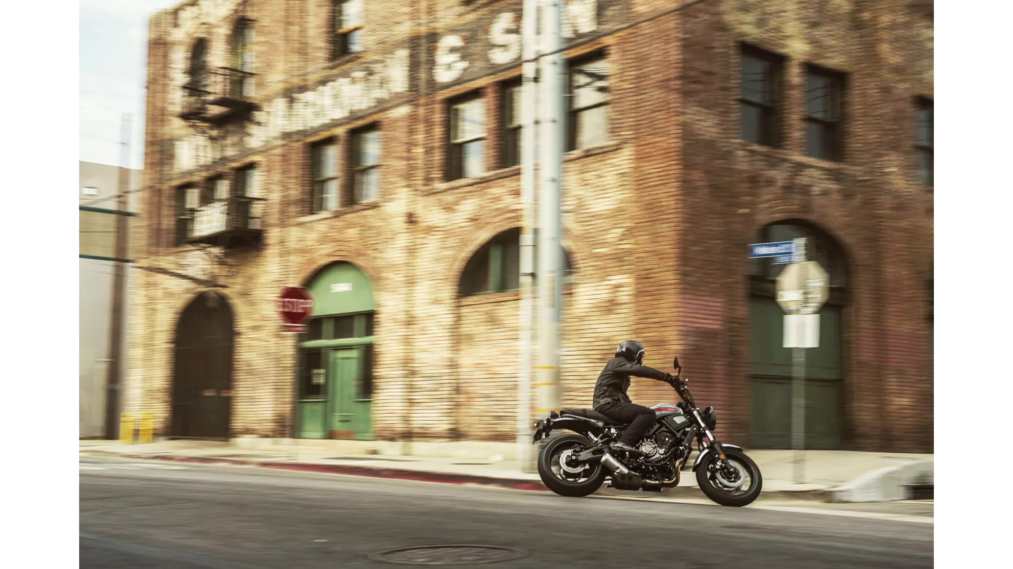 Yamaha XSR700 - Image 5 Yamaha XSR700 - Image 5