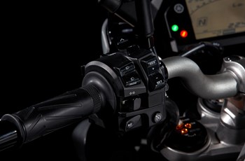 Yamaha MT-10 2019 - Bild 16 Yamaha MT-10 2019 - Bild 16