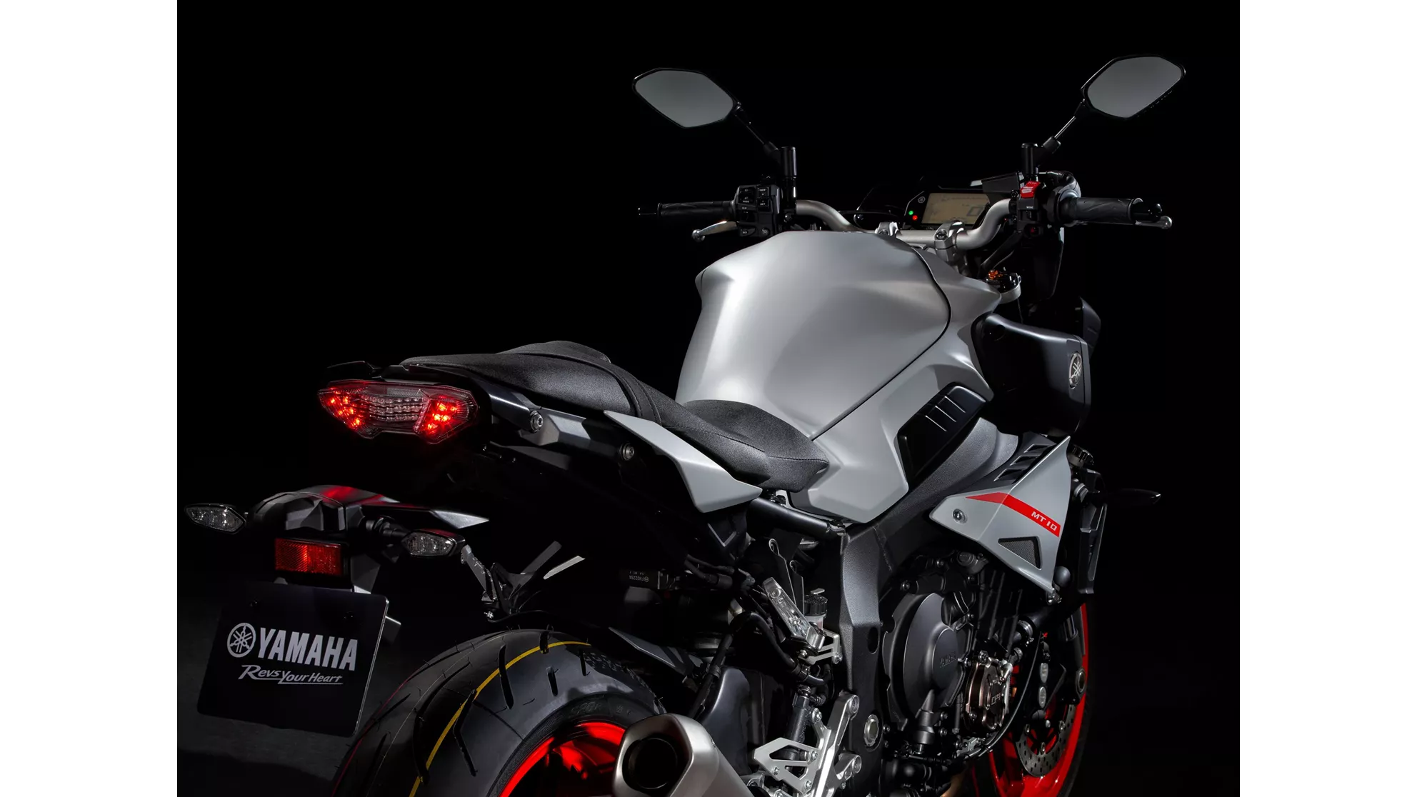 Yamaha MT-10 - Image 15 Yamaha MT-10 - Image 15