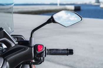 Yamaha XMAX 300 2019 - Bild 38 Yamaha XMAX 300 2019 - Bild 38
