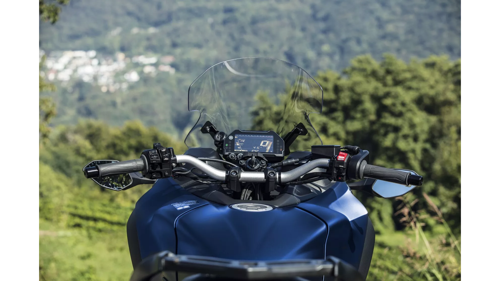 Yamaha Niken GT - Image 13 Yamaha Niken GT - Image 13