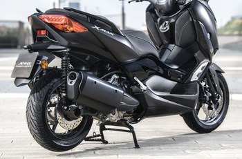 Yamaha XMAX 300 IRON MAX 2019 - Bild 12 Yamaha XMAX 300 IRON MAX 2019 - Bild 12